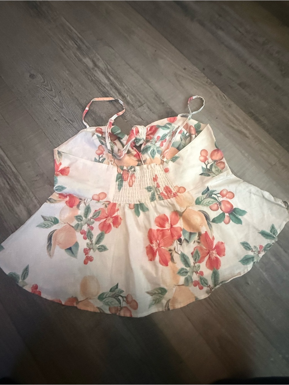 sofia by sofia vergara Cream Floral Peplum Cami with Peach and Coral Print
